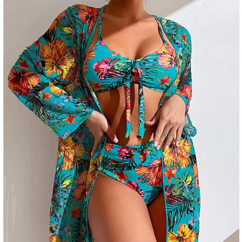 Gabriella Floral Print Bikini Set & Cover Up